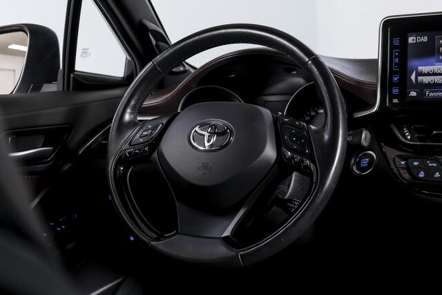 Toyota C-HR 1.2 116 PK Premium Orig. NL | Adapt. Cruise | Stoel-+Stuurverw. | Afn. Trekhaak | PDC | Camera | NAV | JBL | ECC | LM 18" |