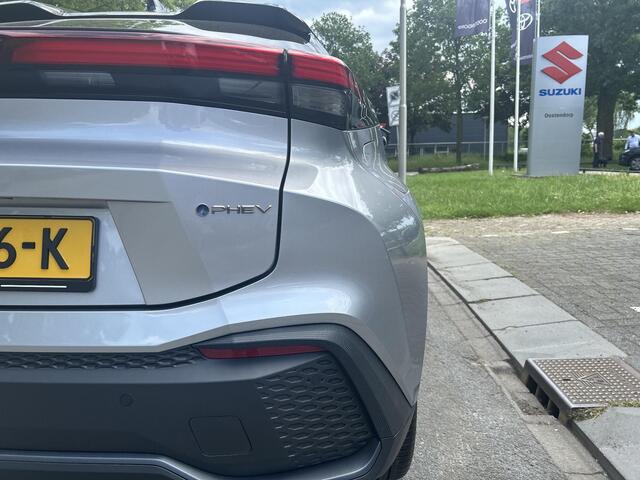 Toyota C-HR 2.0 Plug-in Hybrid 220 Dynamic