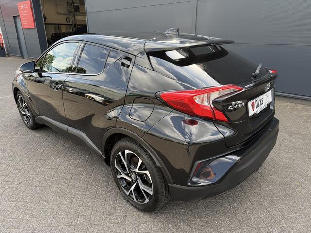 Toyota C-HR 1.8 Hybrid Business Intro (Trekhaak - Camera - Stoelverwarming - Keyless Entry - 18"incl 4S - Adaptieve Cruise Controle - Automatische Airco - Navigatie)