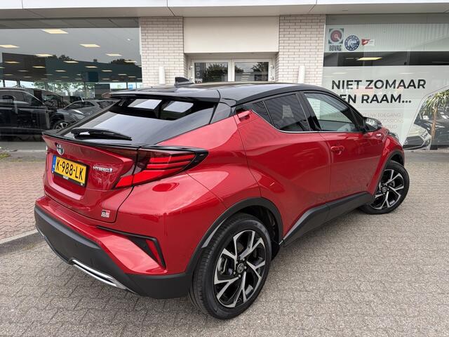 Toyota C-HR 2.0 Hybrid Style | Stoelverwarming | Sensoren V/A | JBL |