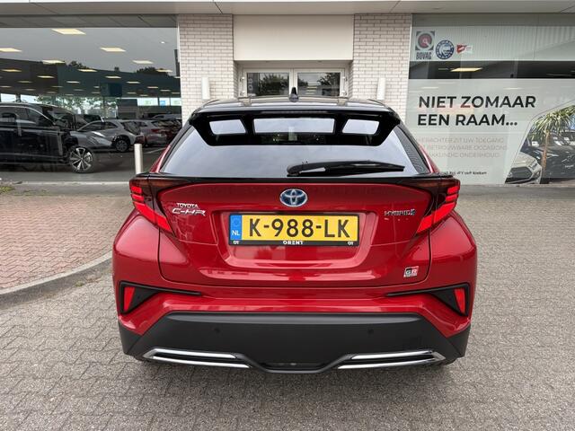 Toyota C-HR 2.0 Hybrid Style | Stoelverwarming | Sensoren V/A | JBL |