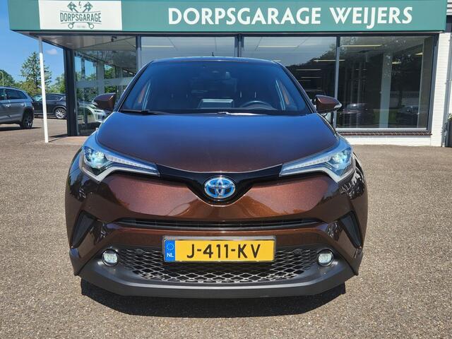 Toyota C-HR 1.8 Hybrid Premium, Navi, Clima, Half leder, Trekhaak, Parkeerassistent