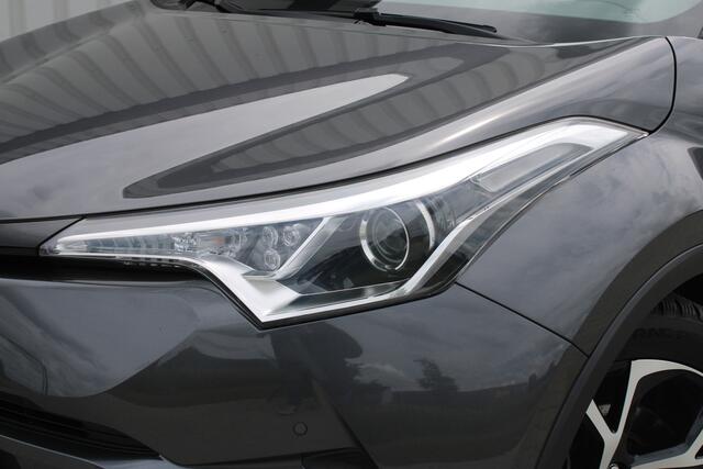 Toyota C-HR 1.8 Hybrid Business Intro | Incl. 12 maanden garantie | Adaptieve cruise control | Stoel/stuurverwarming | Parkeercamera | Navigatie | DAB radio | Lane assist |