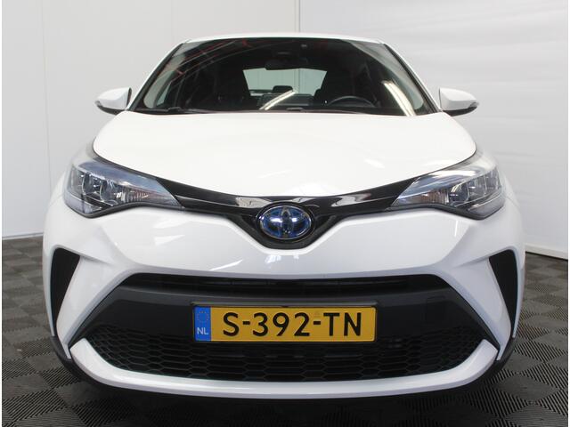 Toyota C-HR 1.8 Hybrid Active CLIMATE | CAMERA | LED | CARPLAY | LMV17 | ADAPCRUISE | DAB