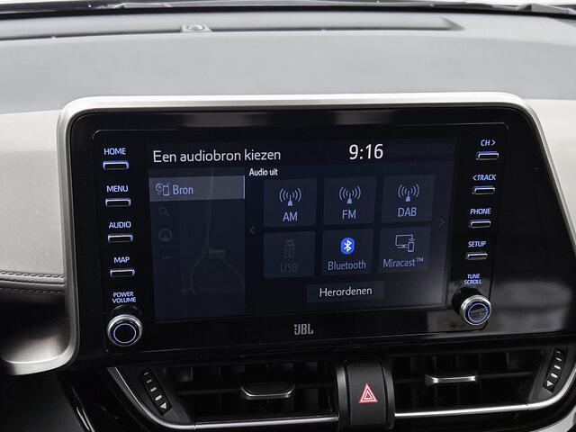 Toyota C-HR 2.0 Hybrid Executive | BTW Voertuig | JBL | Dodehoek detectie | Elektrisch verstelbare stoel | Parkeersensoren voor + Achter met assistent | Full LED Adaptive | Trekhaak afneembaar | Apple CarPlay/Android Auto |