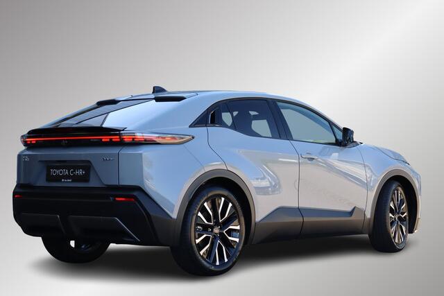 Toyota C-HR First Edition 77 kWh, Snel Leverbaar!! - Inruilpremie ¤3.000,- BSM, Apple Carplay/Android Auto, Stoel & Stuur verwarming!