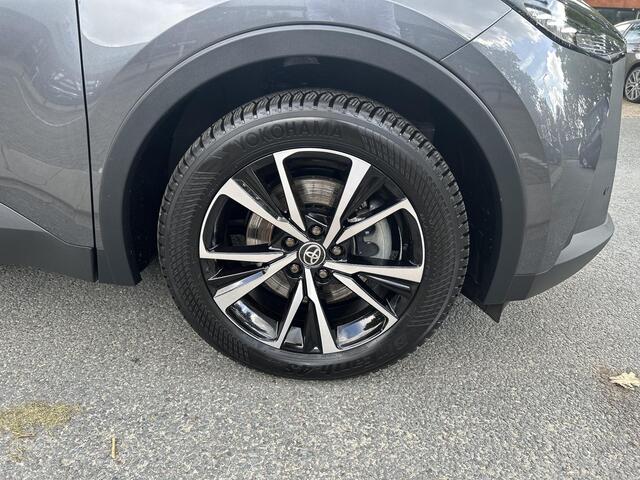 Toyota C-HR 2.0 Plug-in Hybrid 220 Dynamic
