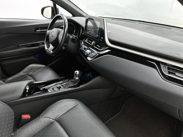 Toyota C-HR 1.8 Hybrid Style | Dodehoek detectie | Lederen bekleding | Stoel+stuurverwarming | Parkeersensoren voor+achter met assistent | Navigatie | Cruise control Adaptive |