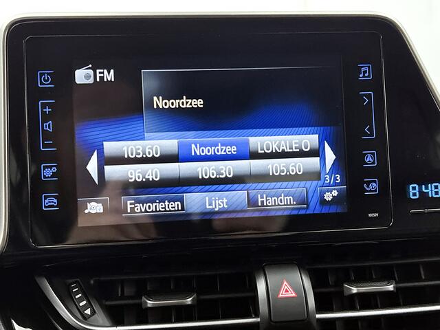 Toyota C-HR 1.8 Hybrid Style | Dodehoek detectie | Lederen bekleding | Stoel+stuurverwarming | Parkeersensoren voor+achter met assistent | Navigatie | Cruise control Adaptive |