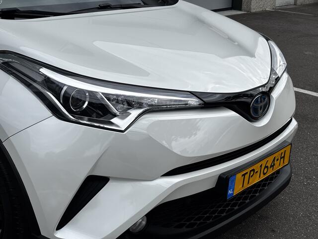 Toyota C-HR 1.8 Hybrid Active Navi Keyless Acc Camera Clima Cruise Automaat