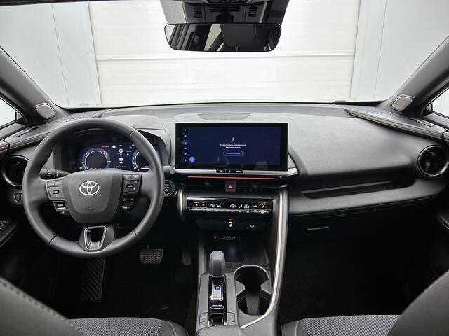 Toyota C-HR 2.0 Plug-in Hybrid 220 Executive | 65 km EV range | Ambient Lighting | Elektrische achterklep | LED Prisma koplampen