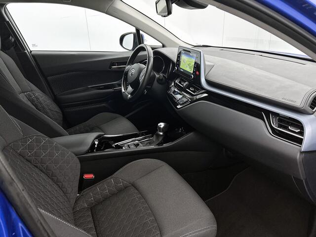 Toyota C-HR 1.8 Hybrid Dynamic | BTW voertuig | Parkeersensoren voor+achter | Navigatie | Apple CarPlay/Android auto | DAB | Cruise control adaptive | Achteruitrijcamera |