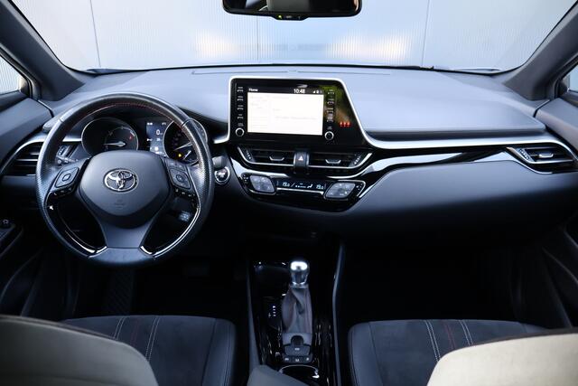 Toyota C-HR 2.0 Hybrid GR-Sport | Trekhaak | 19 Inch | Adaptieve Cruise | Apple Carplay / Android Auto | Sportstoelen | Camera