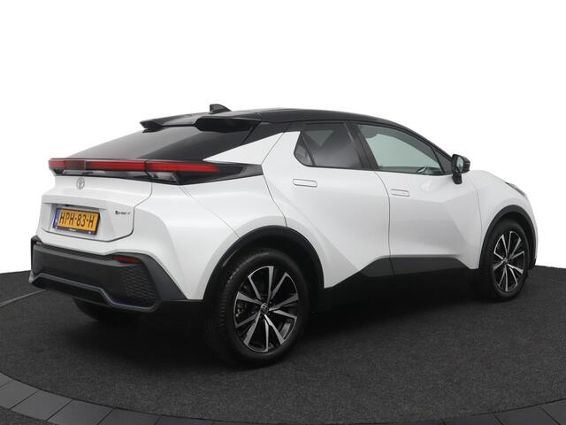 Toyota C-HR 1.8 Hybrid 140 Dynamic | Bi-tone| Parkeersensoren | Apple carplay Android auto | Keyless |