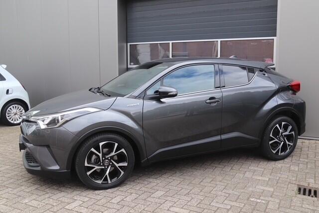 Toyota C-HR 1.8 Hybrid Dynamic, Stoelverwarming, Camera, Cruise, Navi