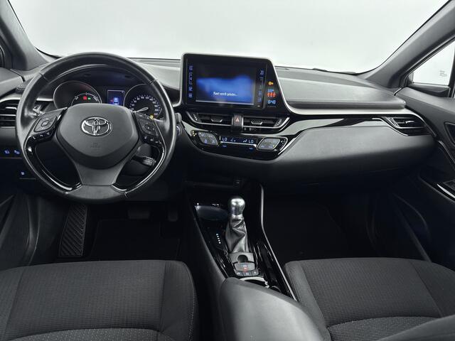 Toyota C-HR 1.8 Hybrid Style | dodehoek detectie | Stoel+stuurverwarming | Parkeersensoren voor+achter met assistent | Navigatie | Full LED | DAB | Cruise Control Adaptive |
