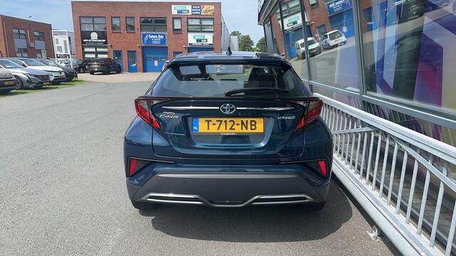 Toyota C-HR 2.0 Hybrid Dynamic AUTOMAAT l CAMERA l ADAPT. CRUISE l NAVI l LED l PDC