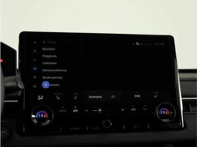 Toyota C-HR First Edition 77 kWh *NIEUW* | Uit voorraad leverbaar! | 20" LM velgen | Retailpremie! |