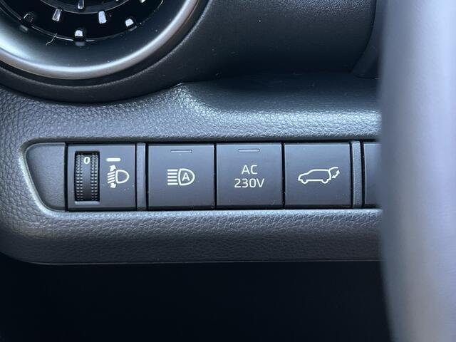 Toyota C-HR 2.0 Plug-in Hybrid 220 First Edition | ACC | Premium LED | Camera | Dodehoek