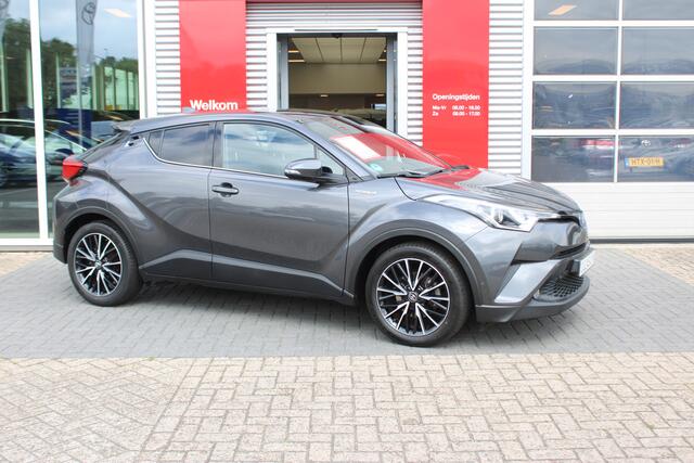Toyota C-HR 1.8 Hybrid Executive met trekhaak **NL-auto**