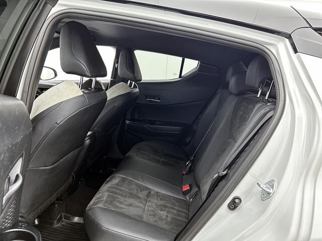 Toyota C-HR 1.8 Hybrid GR-Sport | Navigatie | Stoelverwarming |