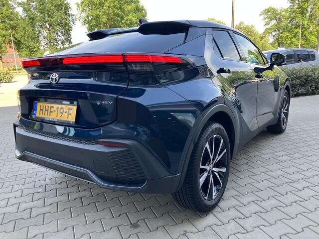 Toyota C-HR 1.8 Hybrid 140 Dynamic | Bi Tone | Blindspot