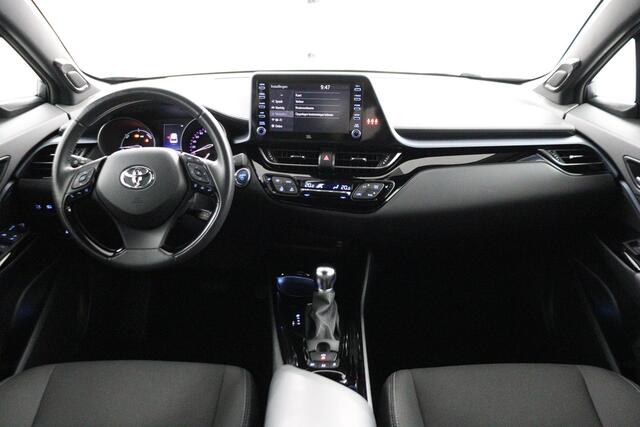 Toyota C-HR 2.0 Hybrid Style | Apple Carplay/Android Auto | JBL | Dodehoek detectie