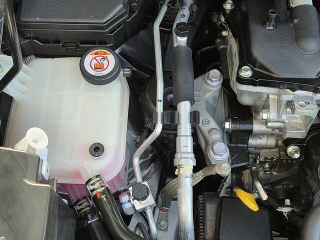 Toyota C-HR 1.8 Hybrid Bi-Tone full-options leader 1e eigenaar z.g.a.n. !!!!