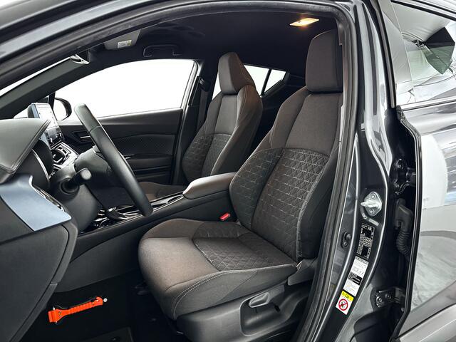 Toyota C-HR 1.8 Hybrid Business Plus | Parkeercamera | Cruise control adaptief | Airco | Trekhaak