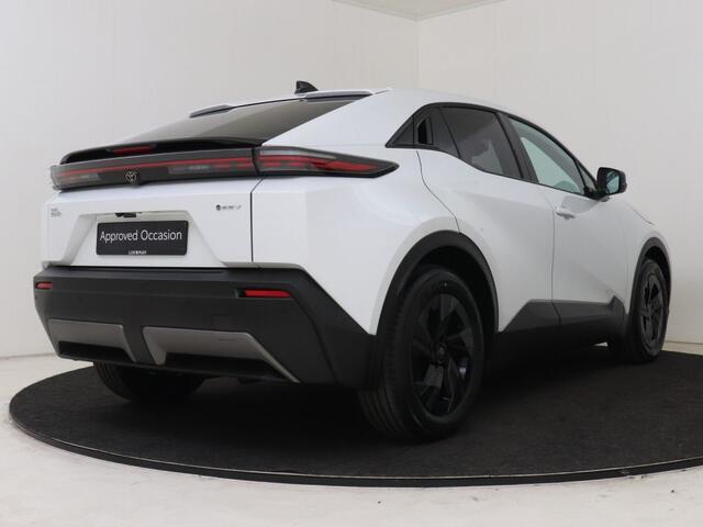 Toyota C-HR First Edition 77 kWh | Snel rijden uit voorraad leverbaar |