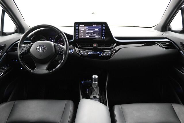 Toyota C-HR 1.8 Hybrid | Full Leder | Parkeer sensoren V+A | Apple carplay | Android auto | Stoel + stuur verwarming | Blind spot |