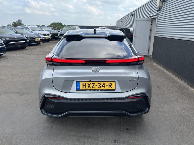 Toyota C-HR 2.0 Plug-in Hybrid 220 Executive