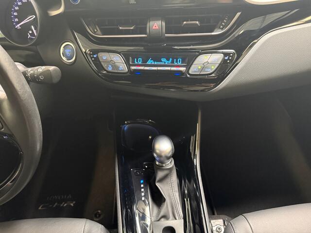 Toyota C-HR 1.8 Hybrid Executive I Elek. Stoelen I Leder I Camera I Stoelverwaming