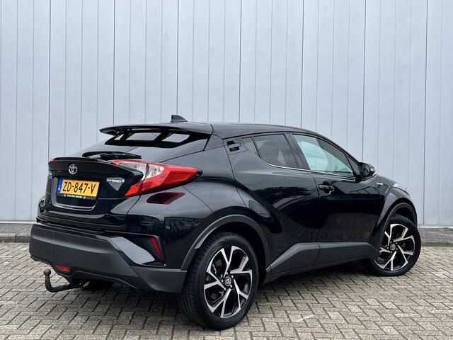 Toyota C-HR 1.8 Hybrid Dynamic Trekhaak Stoel Verwarming NL Auto Dealer Onderhouden