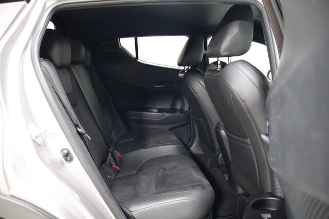 Toyota C-HR 1.8 Hybrid Dynamic Sport | Trekhaak | JBL | Cruise | Camera