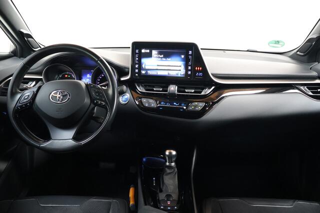Toyota C-HR 1.8 Hybrid Dynamic Sport | Trekhaak | JBL | Cruise | Camera