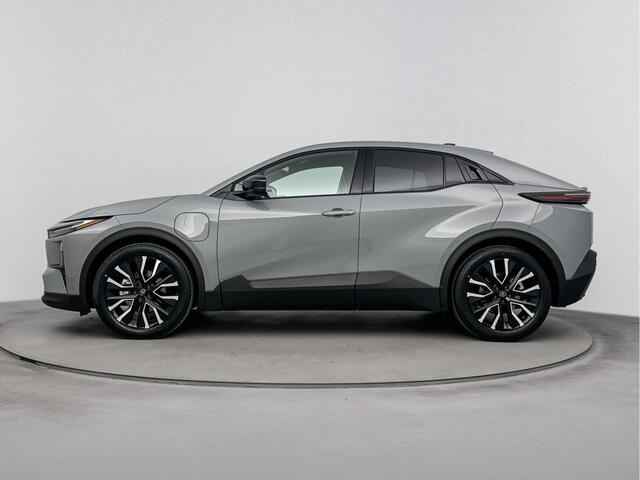 Toyota C-HR First Edition 77 kWh *DEMO* | Apple Carplay & Android Auto | Parkeercamera | *