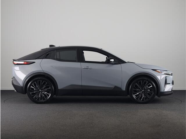 Toyota C-HR Executive AWD 77 kWh *NIEUW* | Direct leverbaar! | EV-DEAL |