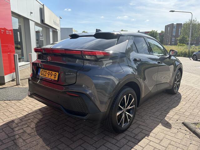 Toyota C-HR 2.0 Plug-in Hybrid 220 Dynamic