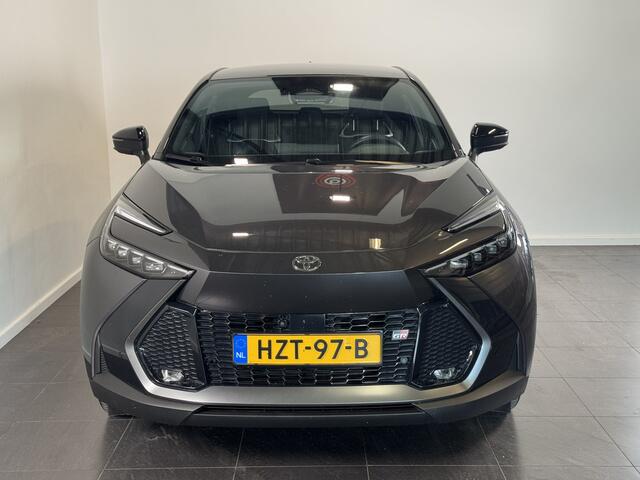 Toyota C-HR 2.0 Plug-in Hybrid 220 GR SPORT PLUS | Afneembare trekhaak | Head-Up | Panoramodak |