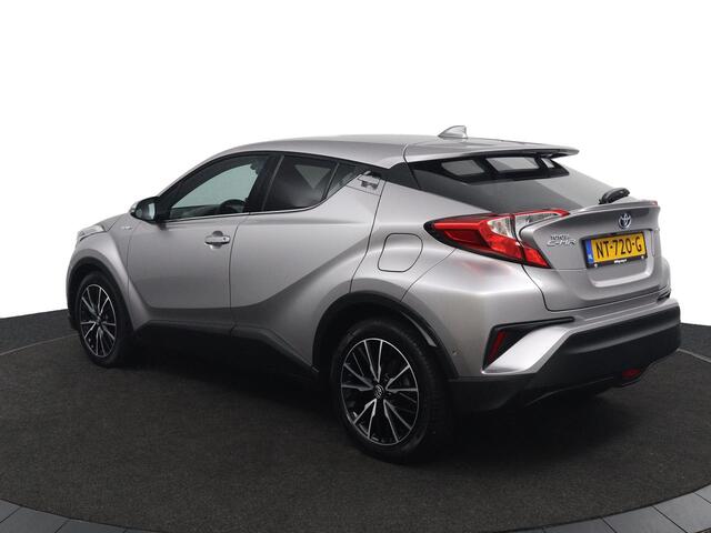Toyota C-HR 1.8 Hybrid Executive | Kunst Lederen Bekleding | Keyless Entry | Parkeersensoren en Camera | Navigatie | Licht en regensensor |