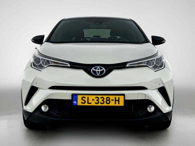 Toyota C-HR 1.8 Hybrid Bi-Tone Plus | Airco | Achteruitrijcamera | All Seasonbanden | Blind Spot Warning | Cruise Control Adaptief | Dealeronderhouden | Keyless | Park Assist | Parkeersensoren Voor en Achter | Stoel- en Stuurverwarming | Trekhaak |