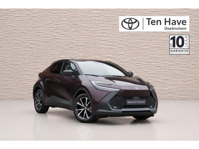 Toyota C-HR 1.8 Hybrid 140 First Edition Automaat | Adaptive High Beam System (AHS) | Parkeer- & manoeuvreerhulp d.m.v. sensoren met remfunctie voor objecten, voertuigen én voetgangers | Panoramic View Monitor;
