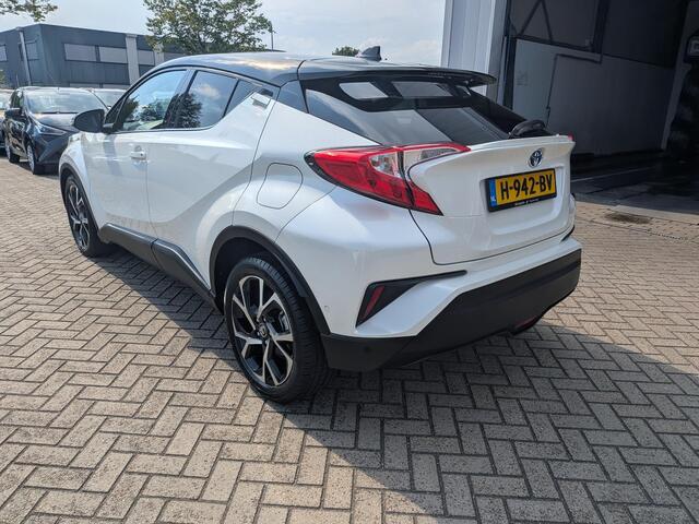 Toyota C-HR 1.8 Hybrid Bi-Tone |Rijklaar|Leder|PDC|Navi|