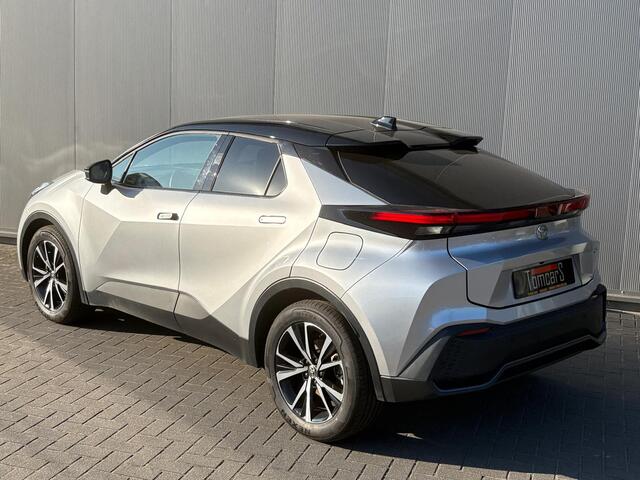 Toyota C-HR 1.8 Hybrid 140PK First Edition Bi-Tone/Winter-pack/Gr.-navigatie/Elektr.klep/Camera/Adapt.-cruise