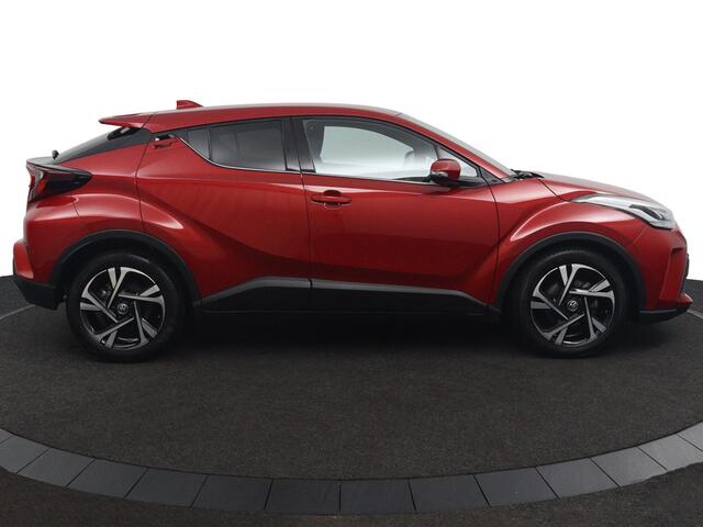 Toyota C-HR 1.8 Hybrid Style | Trekhaak | Parkeersensoren Rondom | Navigatie | Adaptieve Cruise control |