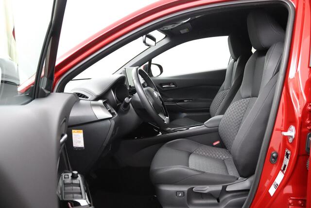 Toyota C-HR 1.8 Hybrid Style | Trekhaak | Parkeersensoren Rondom | Navigatie | Adaptieve Cruise control |