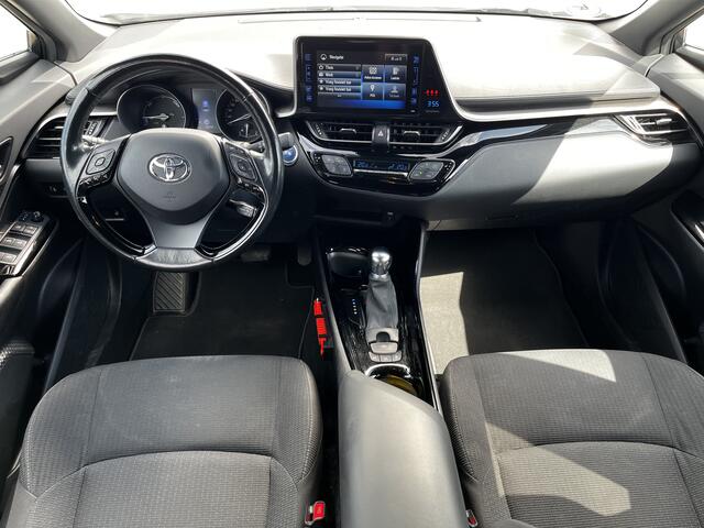 Toyota C-HR 1.8 Hybrid Style Ultimate Stoelverwarming Stuurverwarming Dealer onderhouden