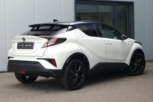 Toyota C-HR 1.8 Hybrid Executive Ultimate / Adaptive cruise / DAB / Stoel en stuurwielverwarming / Keyless