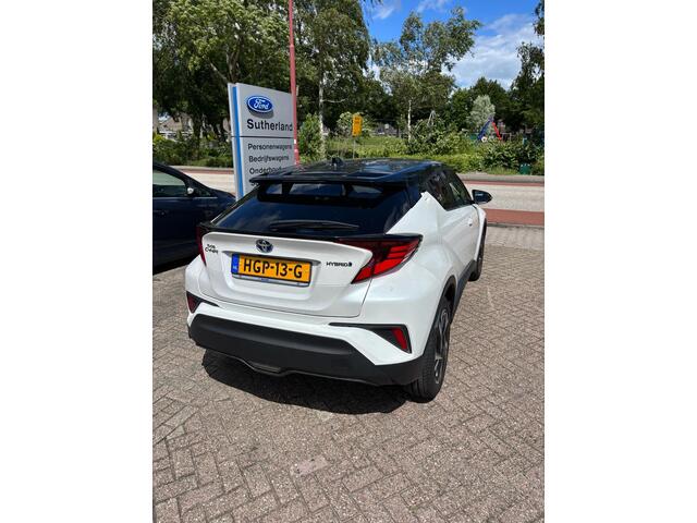 Toyota C-HR 1.8 Hybrid GR-Sport | Adaptieve Cruise Control | Camera | Stoel & Voorruitverwarming